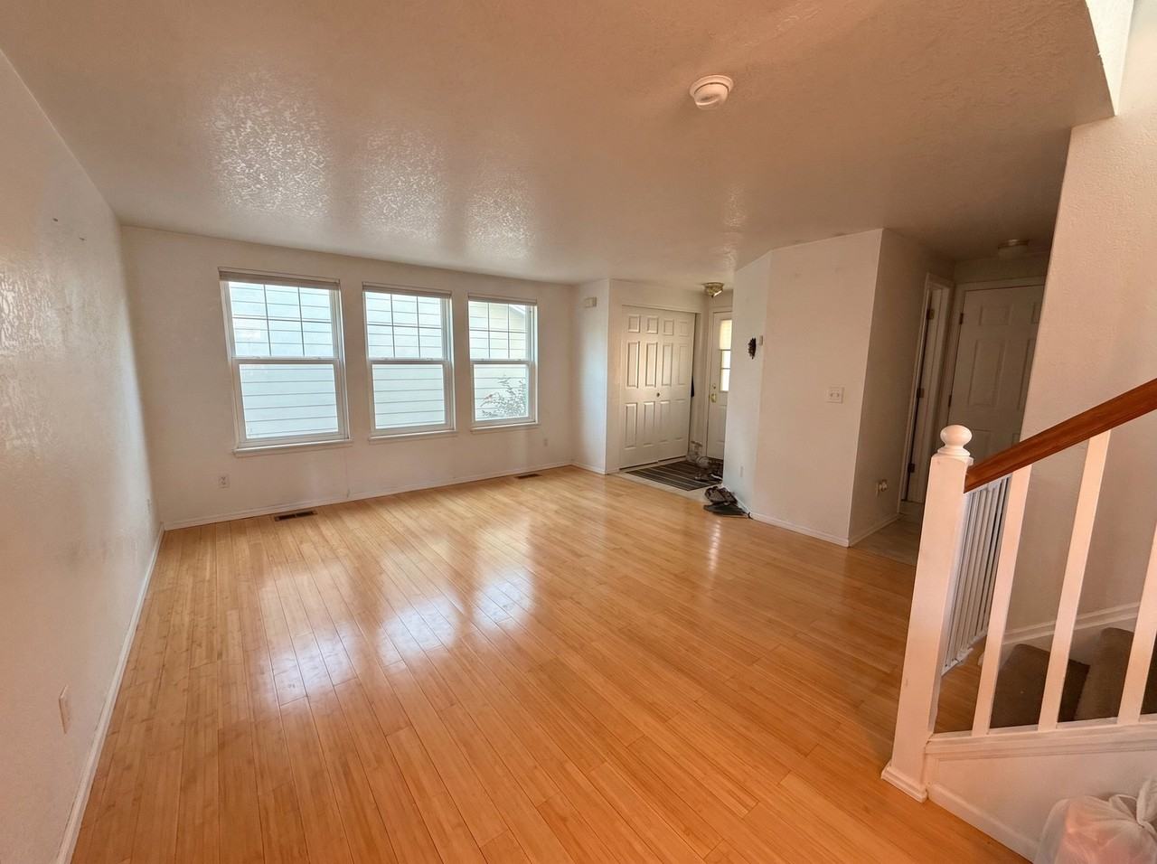 8043 Clay Dr - Photo 3 of 19