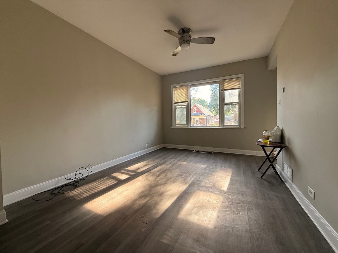 8849 S Wallace St - Photo 3 of 8
