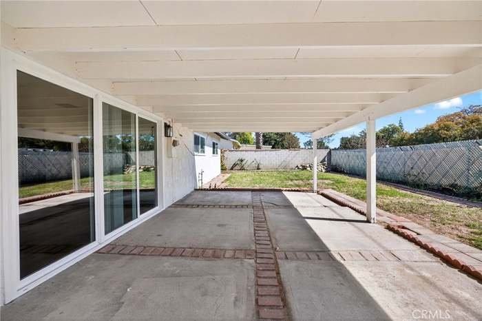 1420 Felicita Ct - Photo 5 of 29