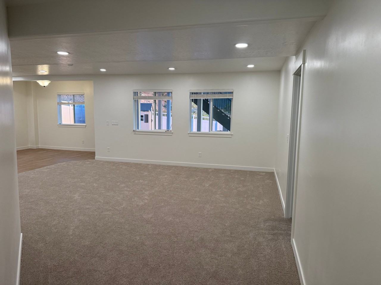 207 W Limber Pine Dr - Photo 5 of 9