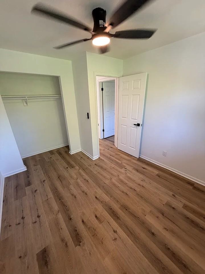 414 N Meldrum St #A - Photo 7 of 19