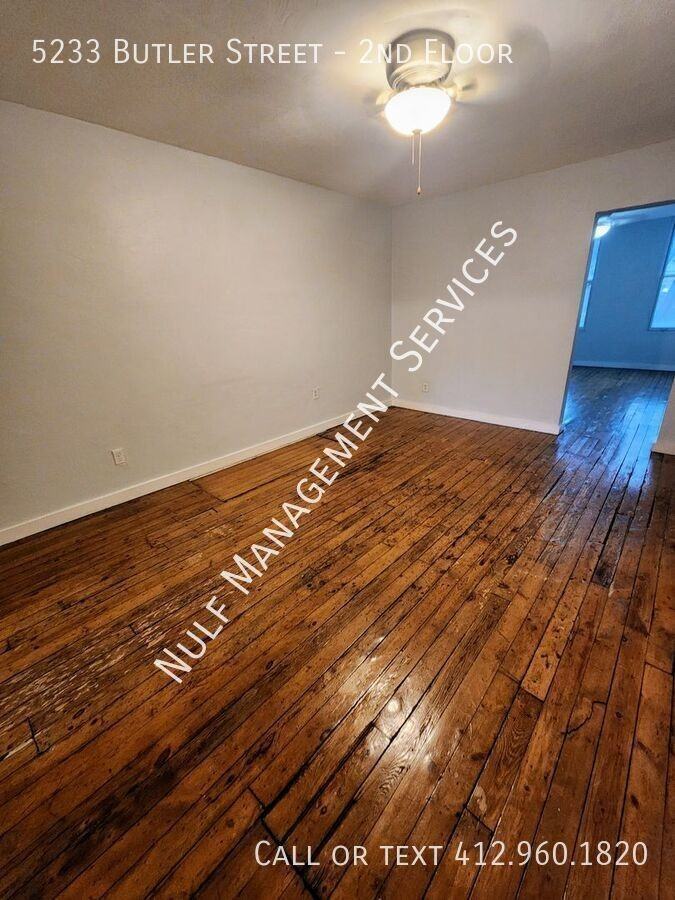 5233 Butler St #2ndFL - Photo 3 of 7