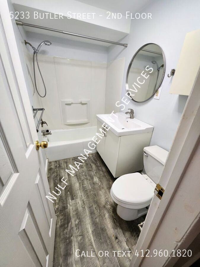 5233 Butler St #2ndFL - Photo 5 of 7