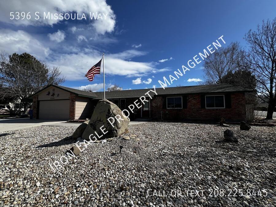 5396 S Missoula Way - Photo 4 of 23