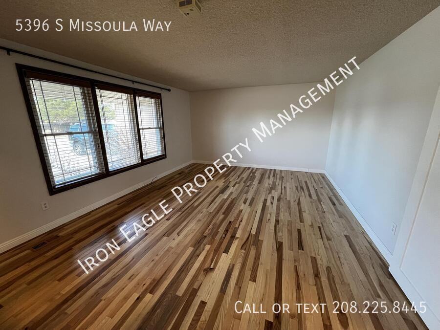 5396 S Missoula Way - Photo 5 of 23