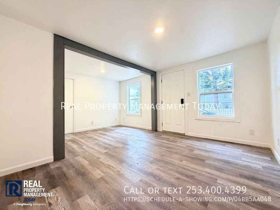 7503 156th St E - Photo 5 of 18