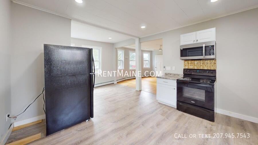 6 Woodman Ave #1 - Photo 3 of 14