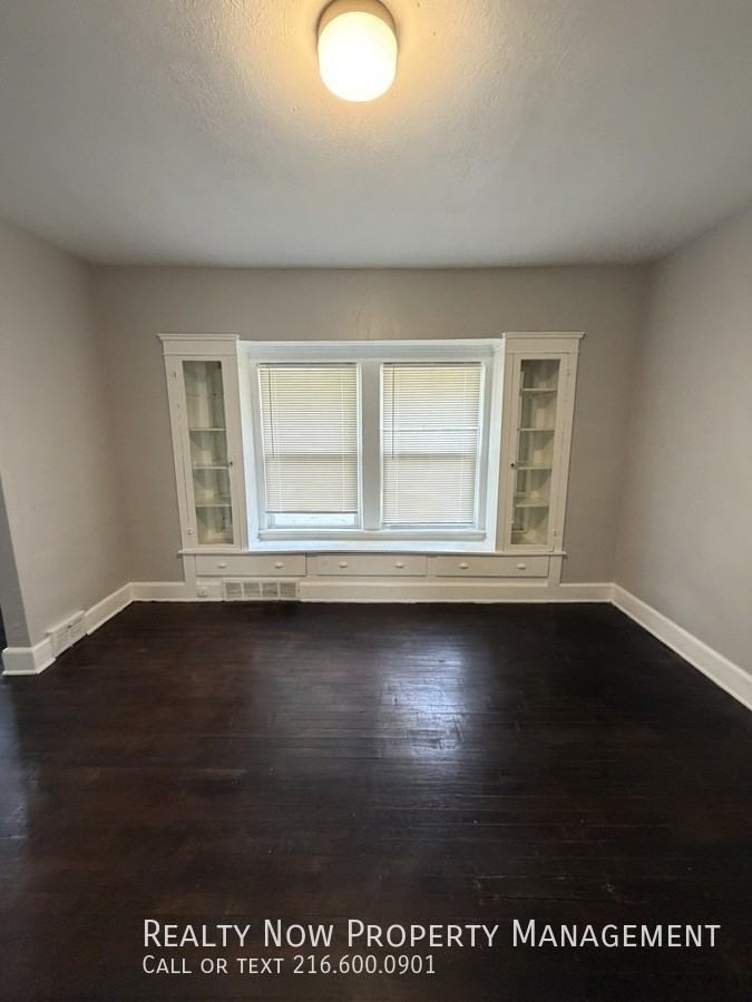 3348 W 100th St #1 - Photo 5 of 19