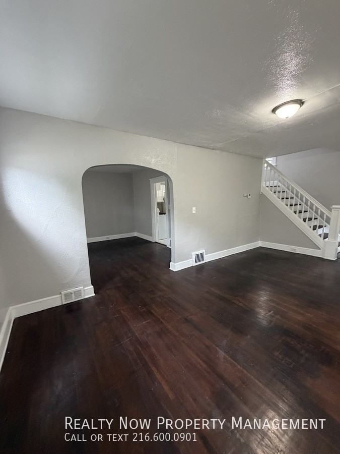 3348 W 100th St #1 - Photo 7 of 19