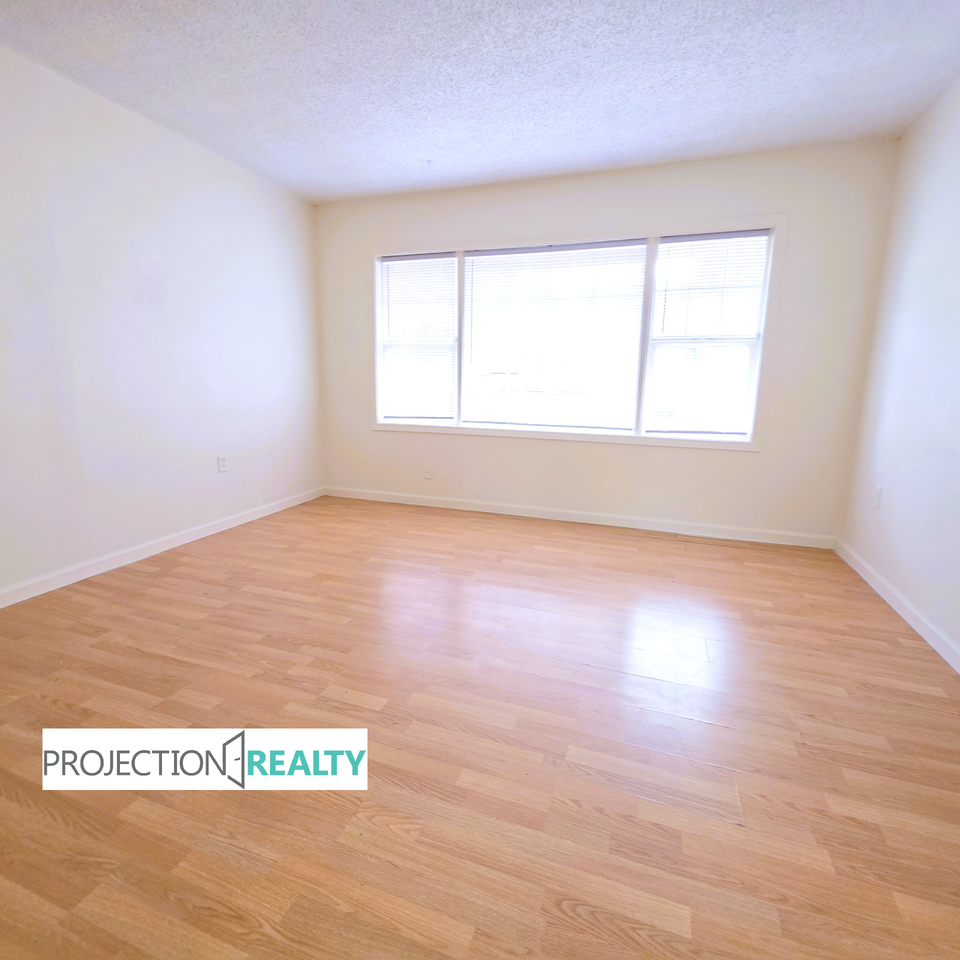52495 Se 3rd St #52495 - Photo 2 of 14