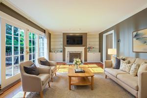 featured image of 704 6th St Sw