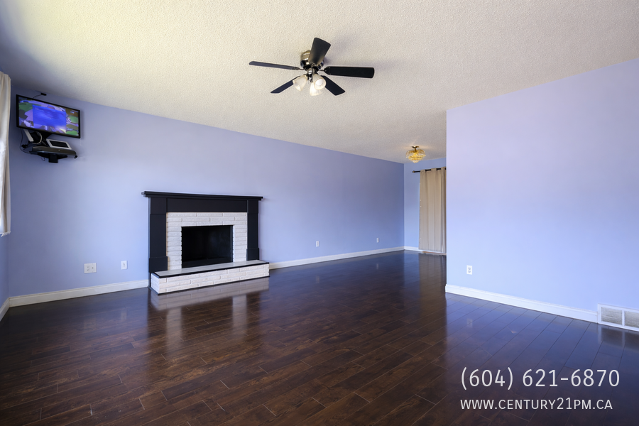 2114 Bakerview St - Photo 3 of 26