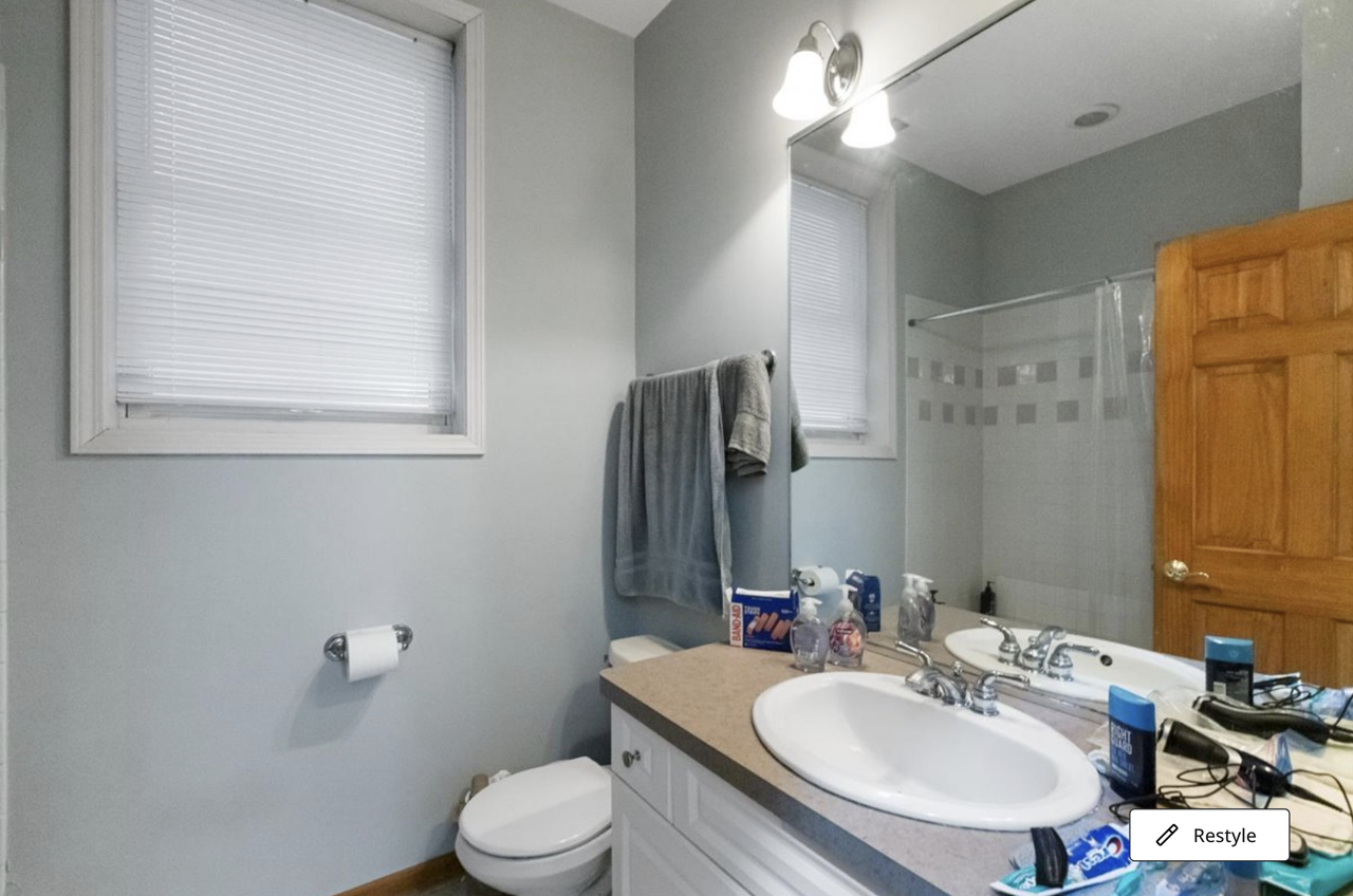 2338 N Greenview Ave #1 - Photo 6 of 8