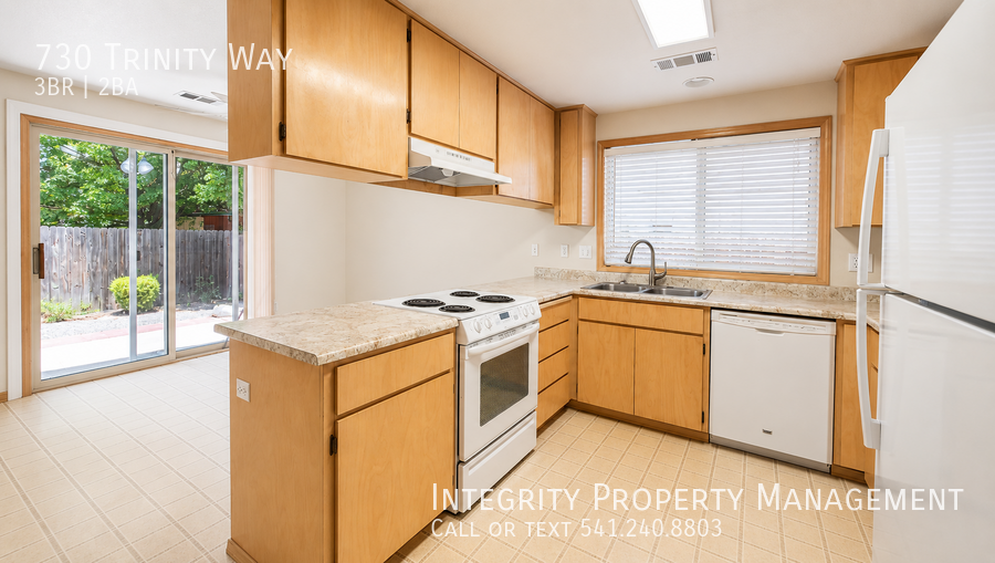 730 Trinity Way - Photo 7 of 23