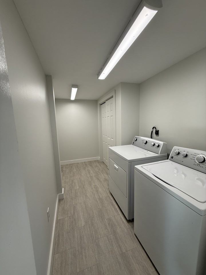 37 Rockland St #1 - Photo 6 of 15