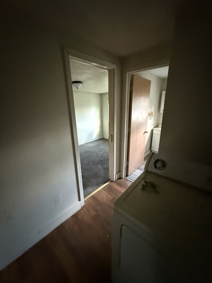 803 E Whitmer St #NA - Photo 3 of 20