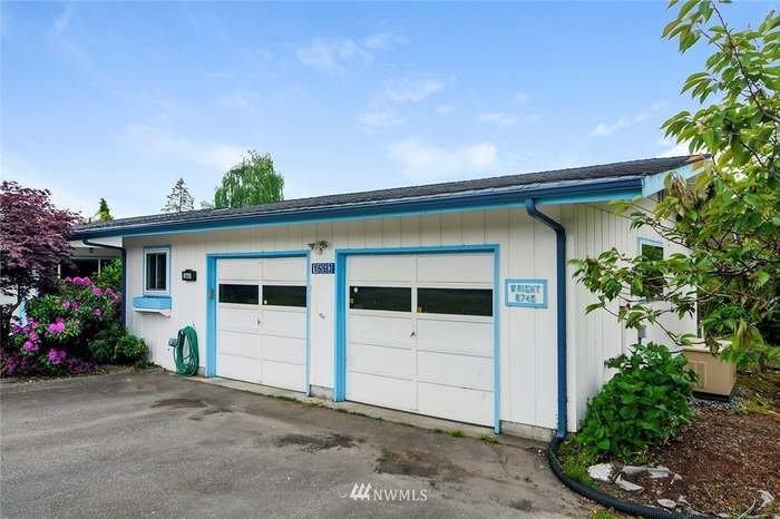 1663 Nw Gillespie Way #NA - Photo 3 of 19