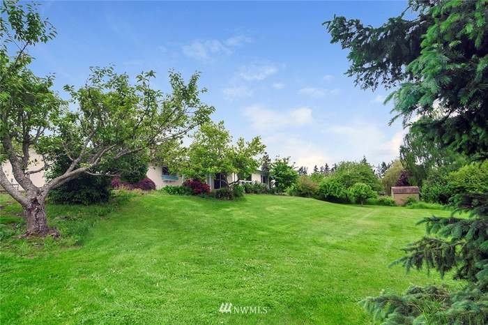 1663 Nw Gillespie Way #NA - Photo 6 of 19