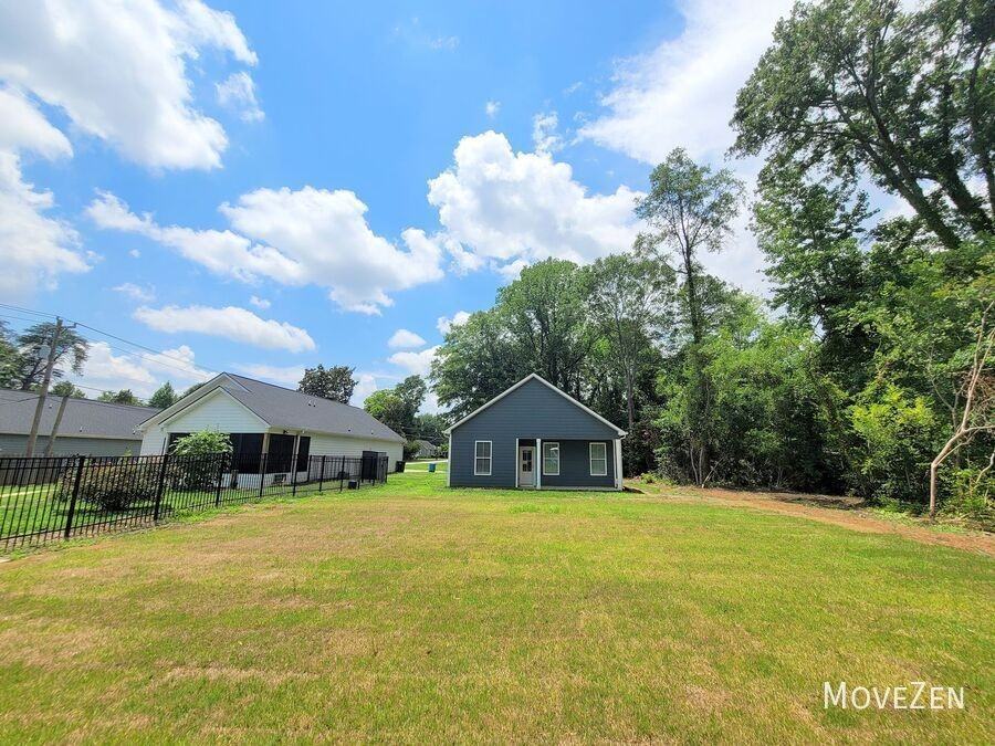 32 Shamrock Ln - Photo 3 of 46