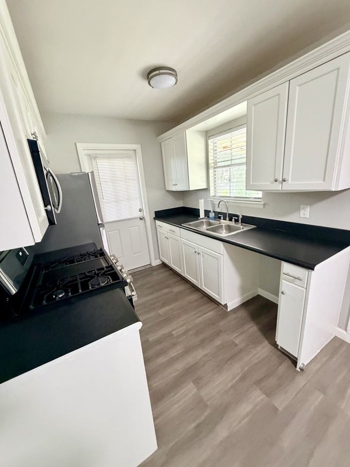 6243 Indian Valley Dr #NA - Photo 3 of 20