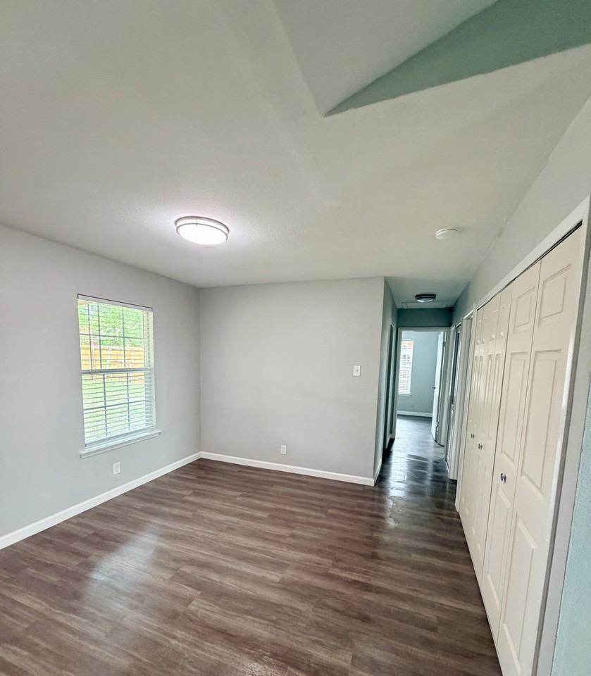 6243 Indian Valley Dr #NA - Photo 4 of 20