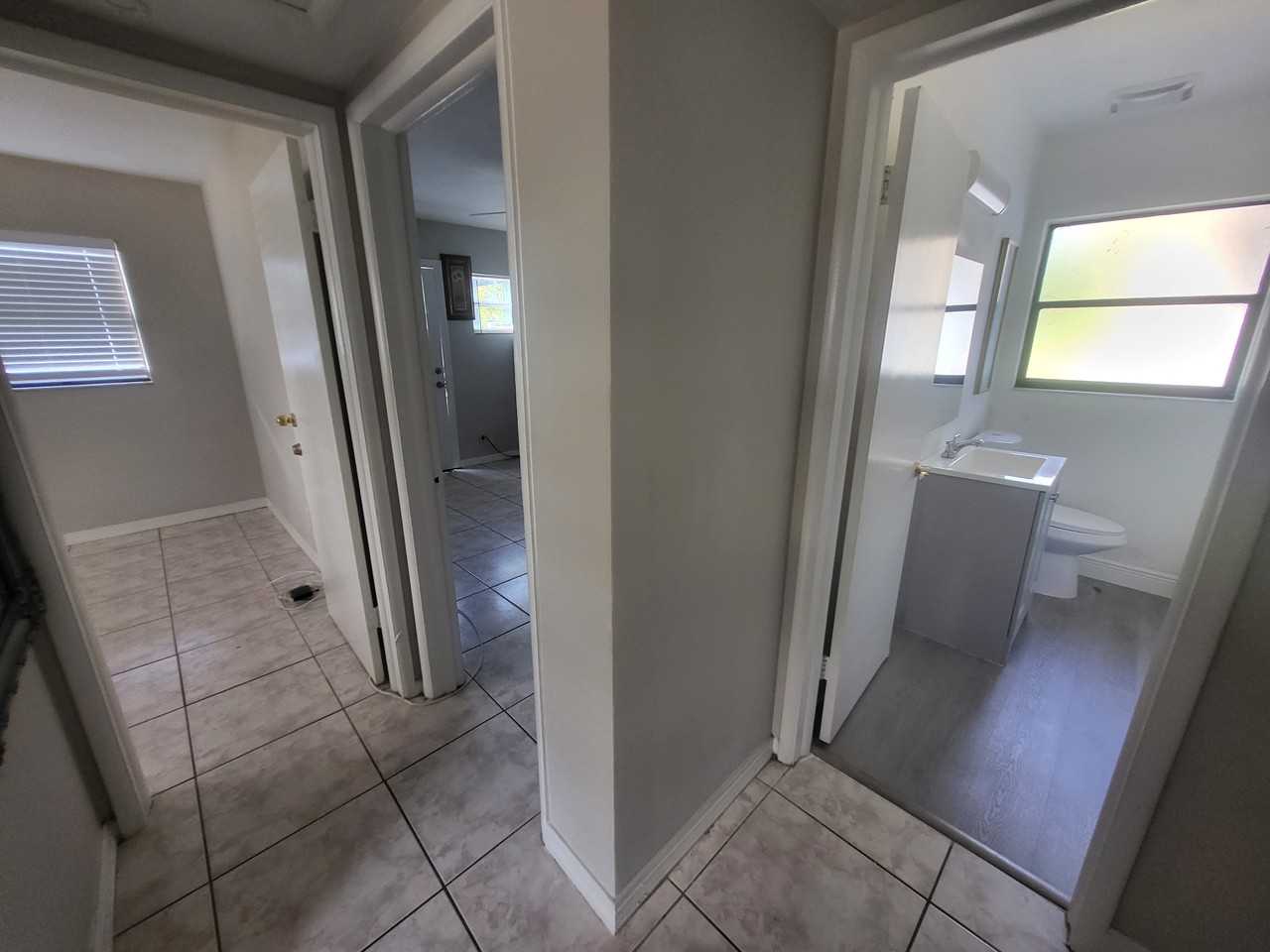 8912 Oren Ave - Photo 7 of 26