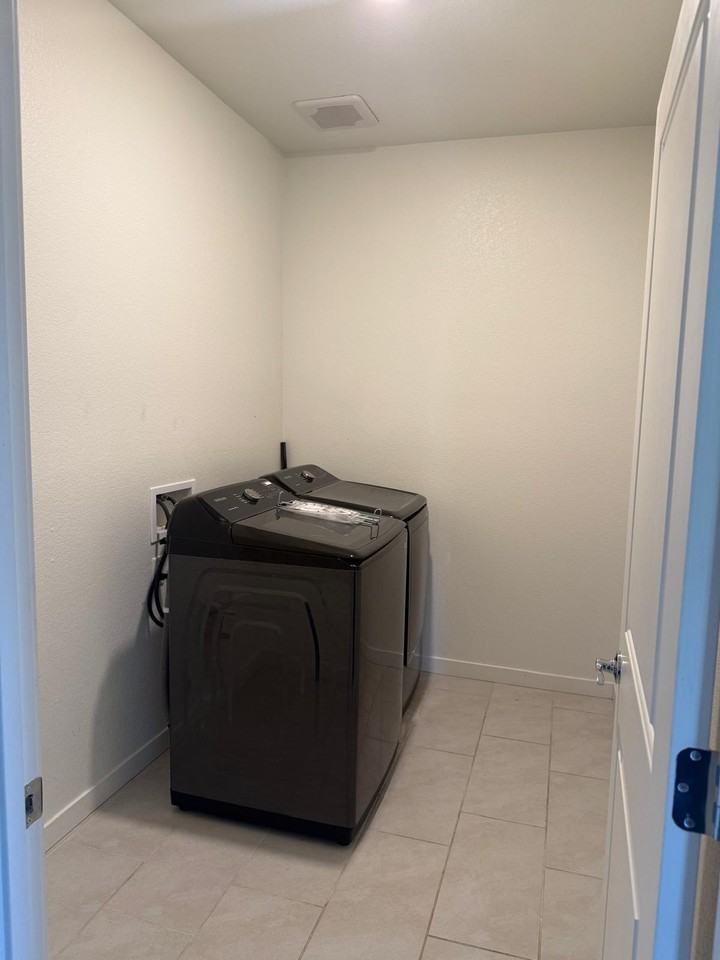 2981 Hazel Gaze St #NA - Photo 7 of 18