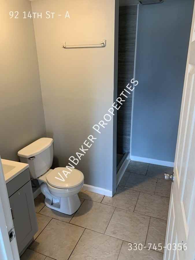 92 14th St Nw #A - Photo 4 of 8