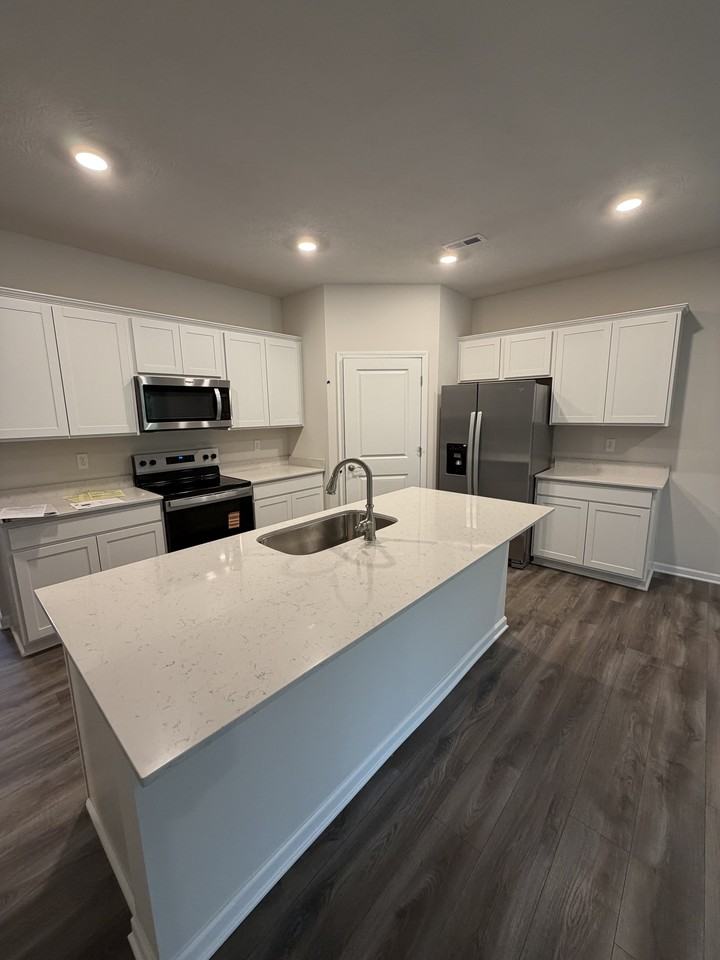 3185 Northerton Ct #NA - Photo 3 of 12