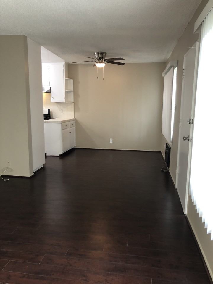 936 W Huntington Dr #H - Photo 7 of 15