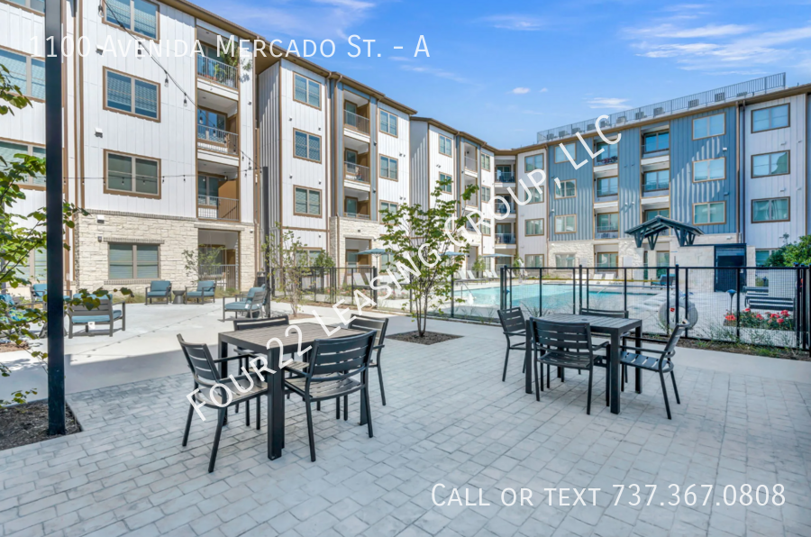 1100 Avenida Mercado St #A - Photo 2 of 9