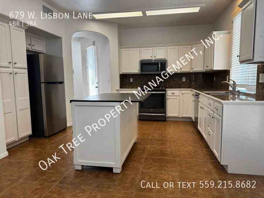 679 W Lisbon Ln - Photo 3 of 18