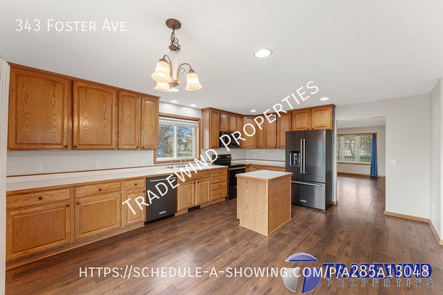 343 Foster Ave - Photo 3 of 50