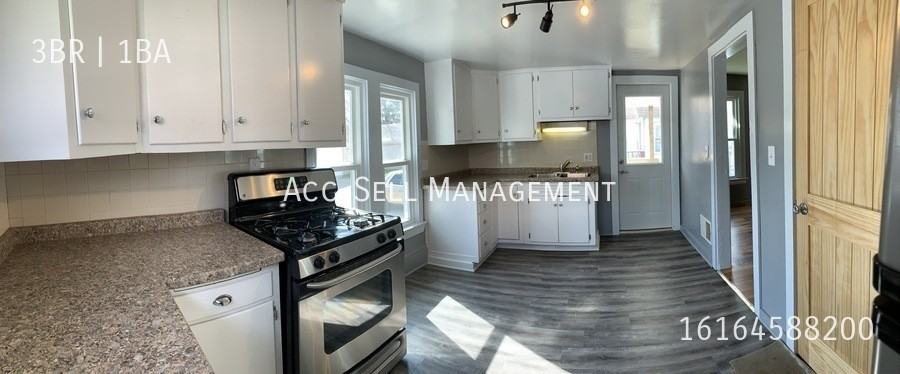 1320 Anderson Pl Nw - Photo 2 of 16