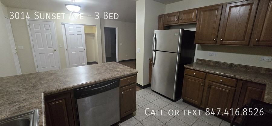 3014 Sunset Ave - Photo 6 of 19