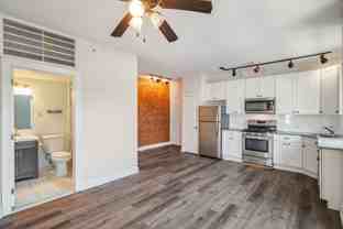 635 W Girard Ave #D - Photo 1 of 1