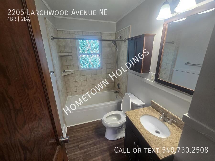 2205 Larchwood St Ne - Photo 6 of 15