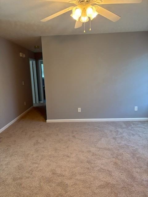 598 Clear Cir - Photo 3 of 7