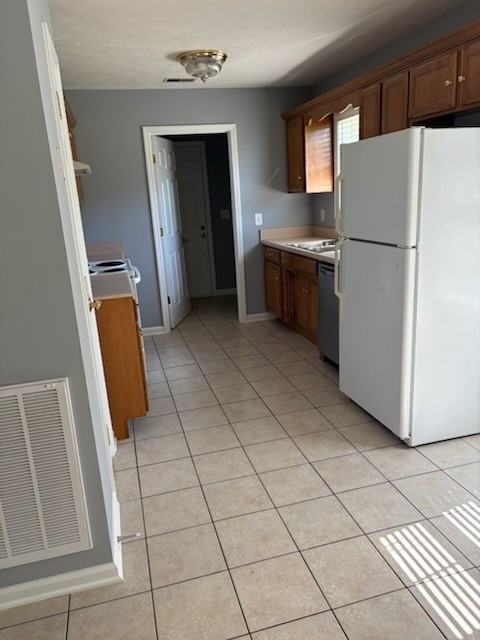 598 Clear Cir - Photo 6 of 7