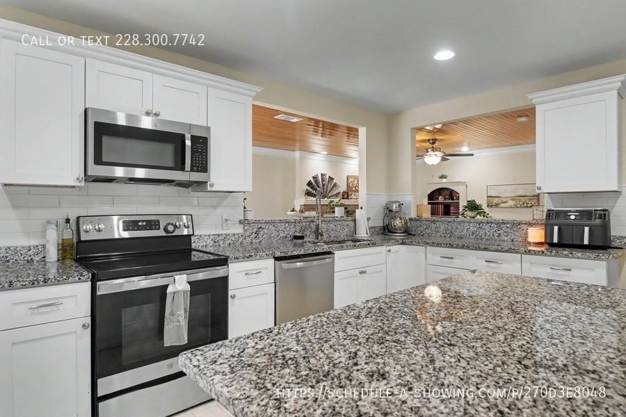 412 Woodland Park Dr - Photo 6 of 26