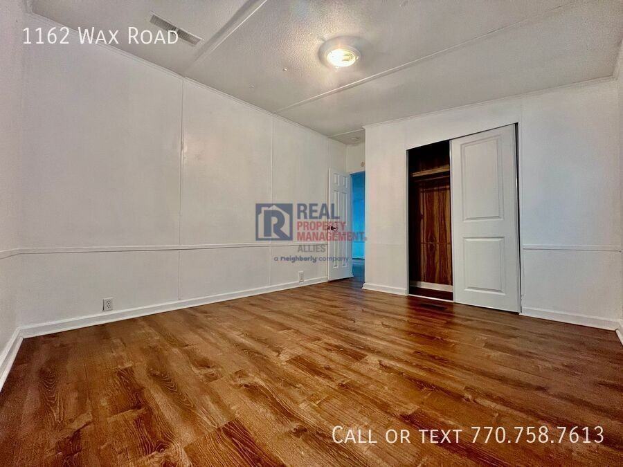 1162 Wax Rd Se - Photo 7 of 13
