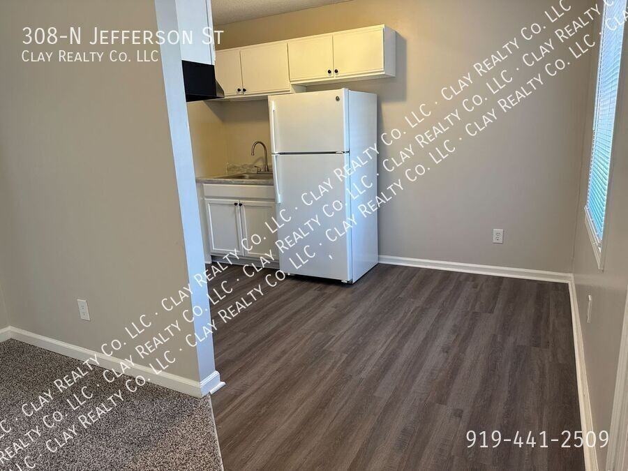 308 Jefferson St Apt N - Photo 4 of 20
