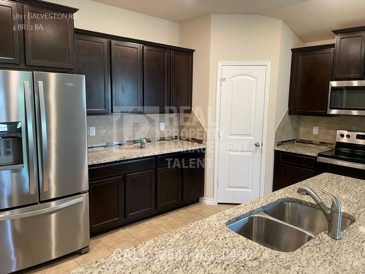 5897 Galveston Rd - Photo 6 of 12
