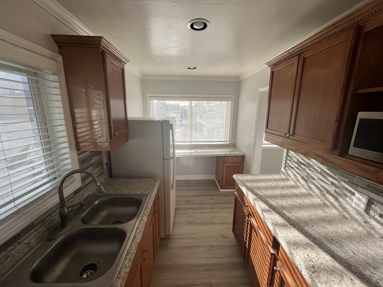 4169 1/2 Kansas St #4169-1-2 - Photo 3 of 8