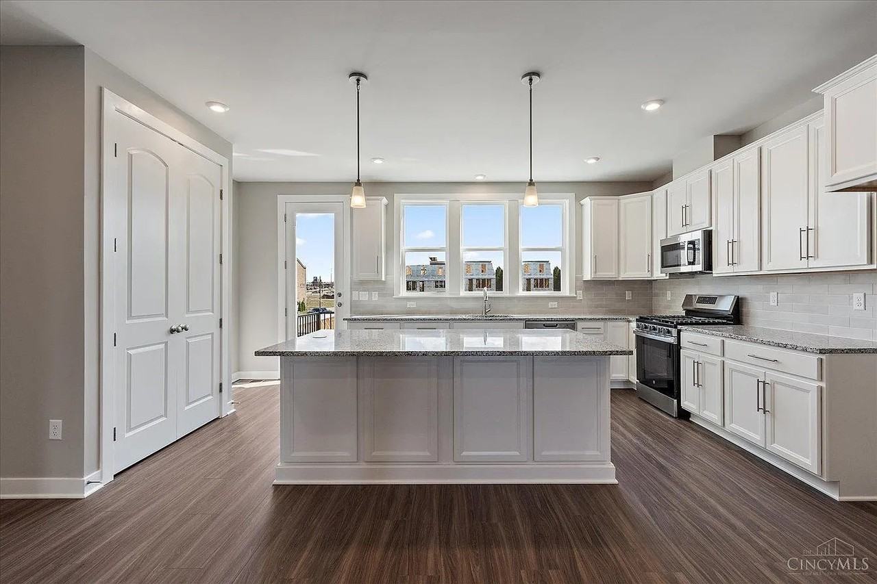 7255 Abington Way #1 - Photo 5 of 19