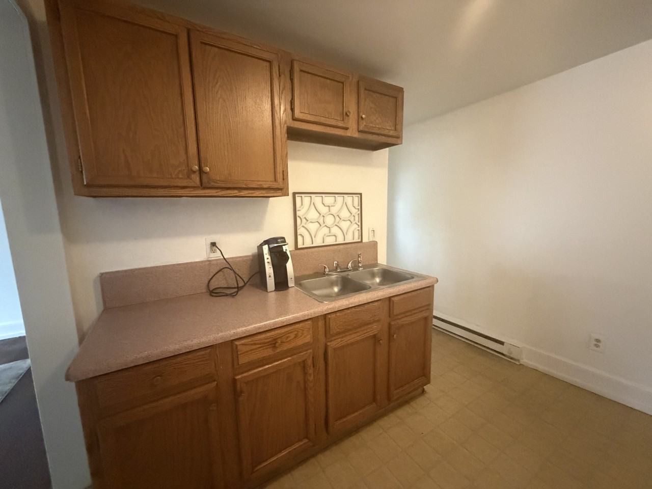 1209 Chapman Ave Sw - Photo 7 of 11