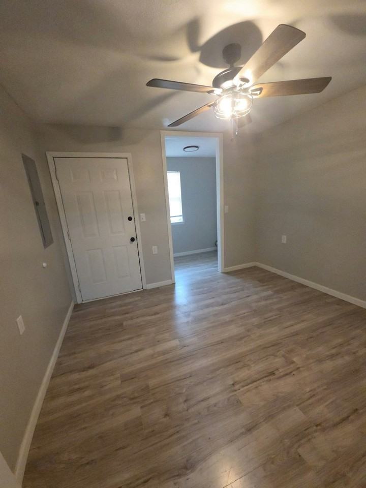33 Sunrise Lane, Unit 21 - Photo 5 of 5