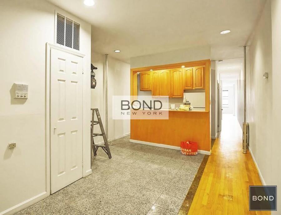 104 2nd Ave #P - Photo 2 of 12