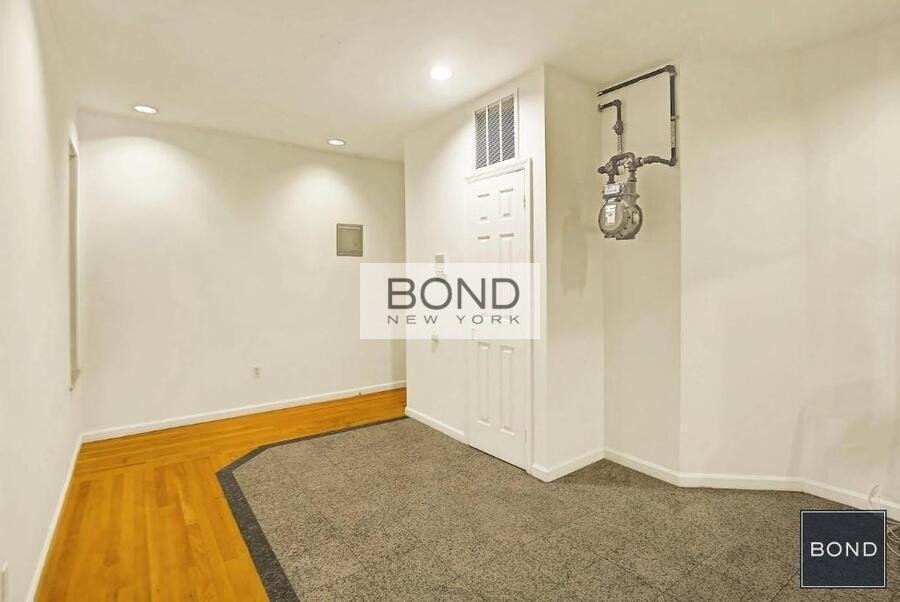 104 2nd Ave #P - Photo 3 of 12
