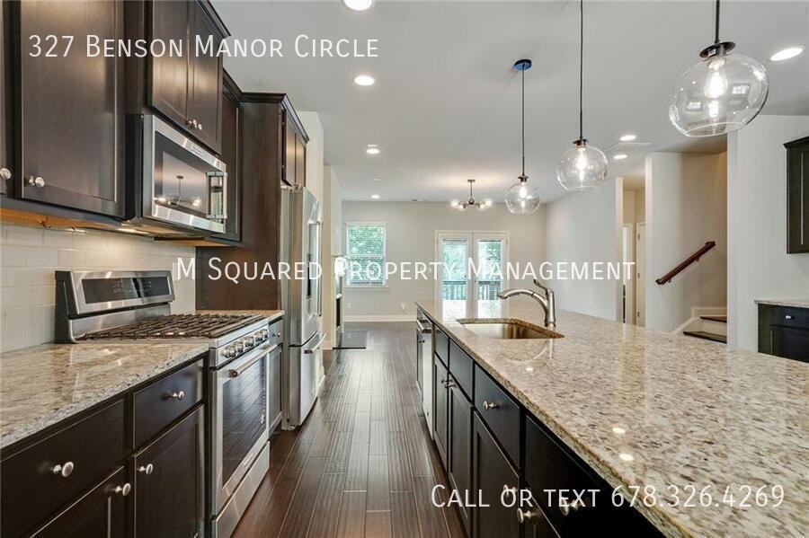 327 Benson Manor Cir Se - Photo 3 of 26